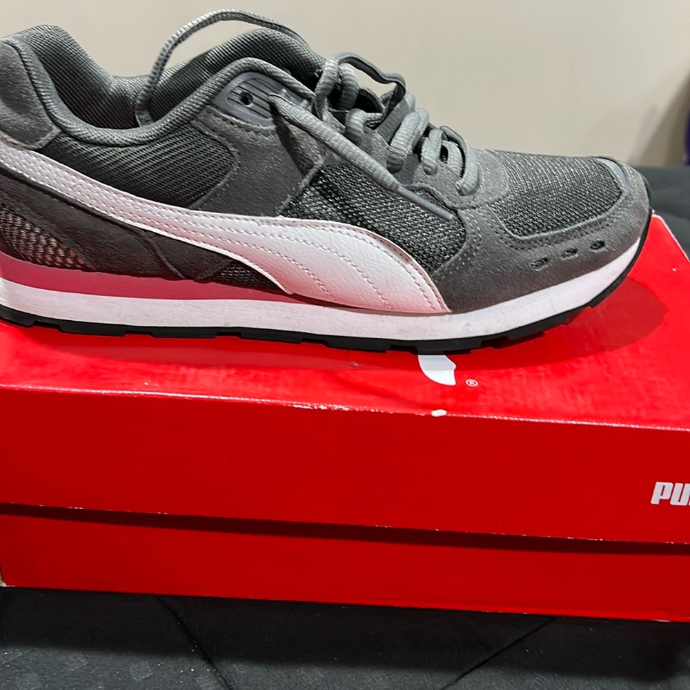 Puma cabana size 7.5
